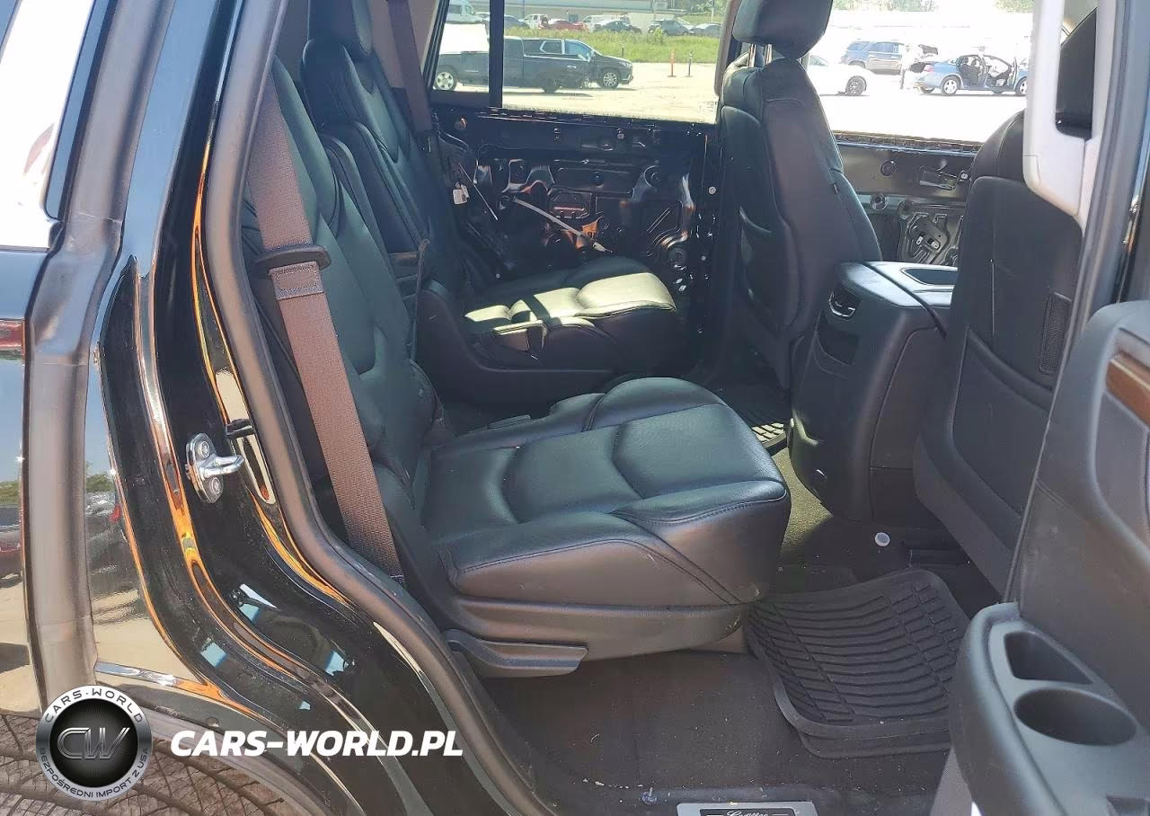 2020 Cadillac Escalade Luxury VIN:1GYS4BKJ0LR179682 - 10