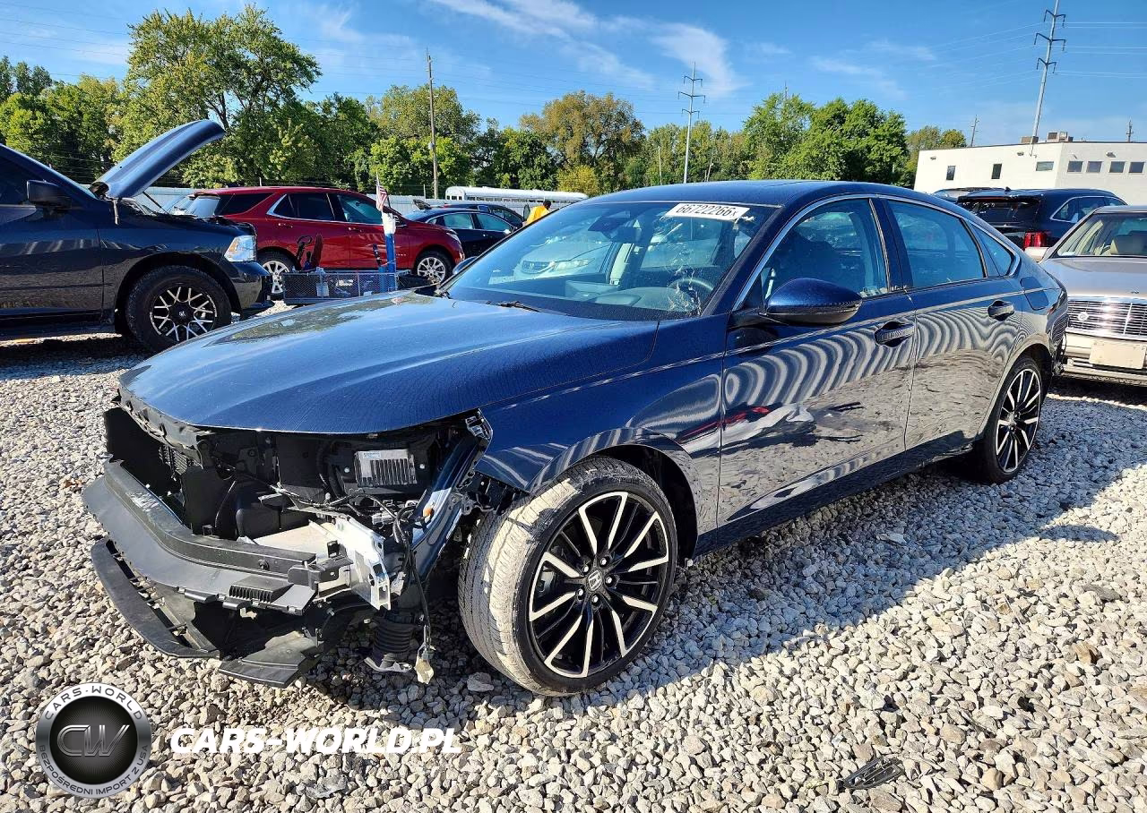 2024 Honda Accord Touring Hybrid – zdjęcie 1 z 13