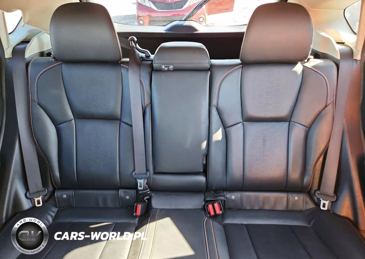 2019 Subaru Crosstrek Limited VIN:JF2GTAMC8KH323167 - 10