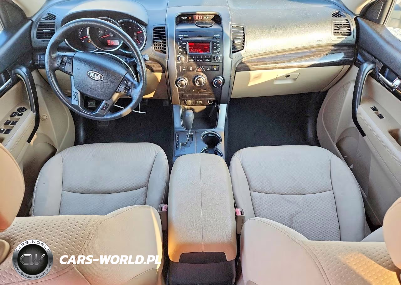 2012 Kia Sorento Lx VIN:5XYKT3A1XCG222410 - 8