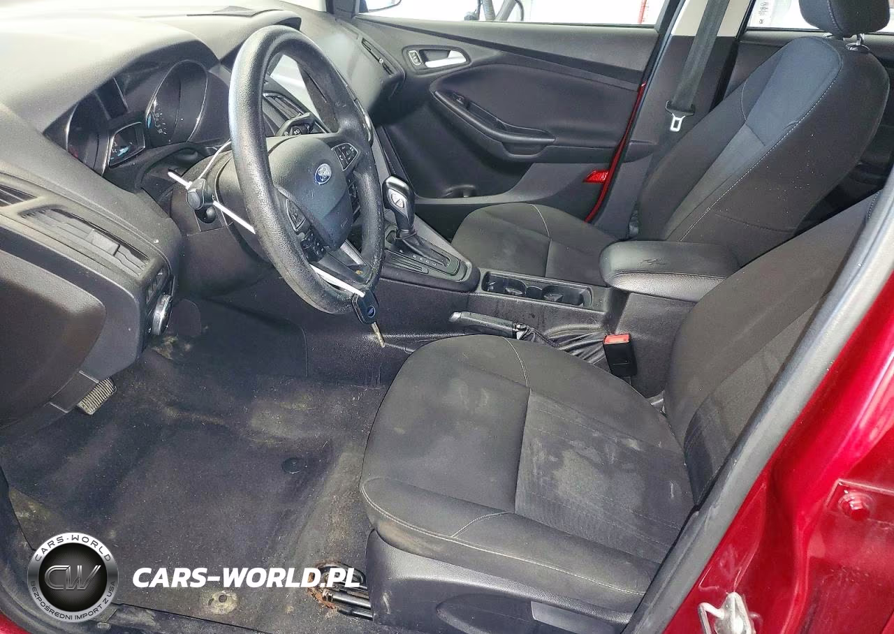 2015 Ford Focus Se VIN:1FADP3F27FL373539 - 7