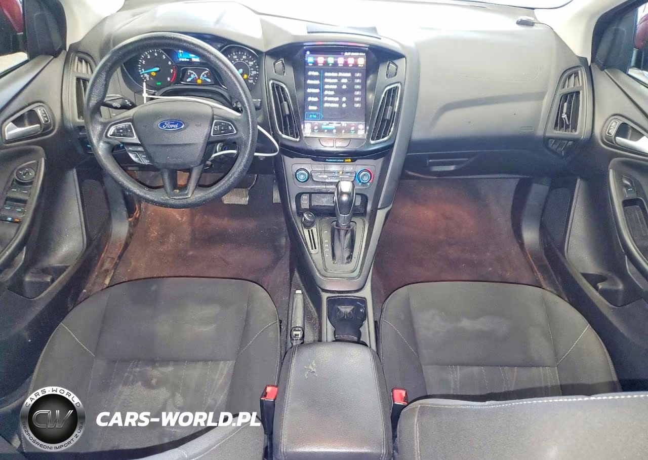 2015 Ford Focus Se VIN:1FADP3F27FL373539 - 8