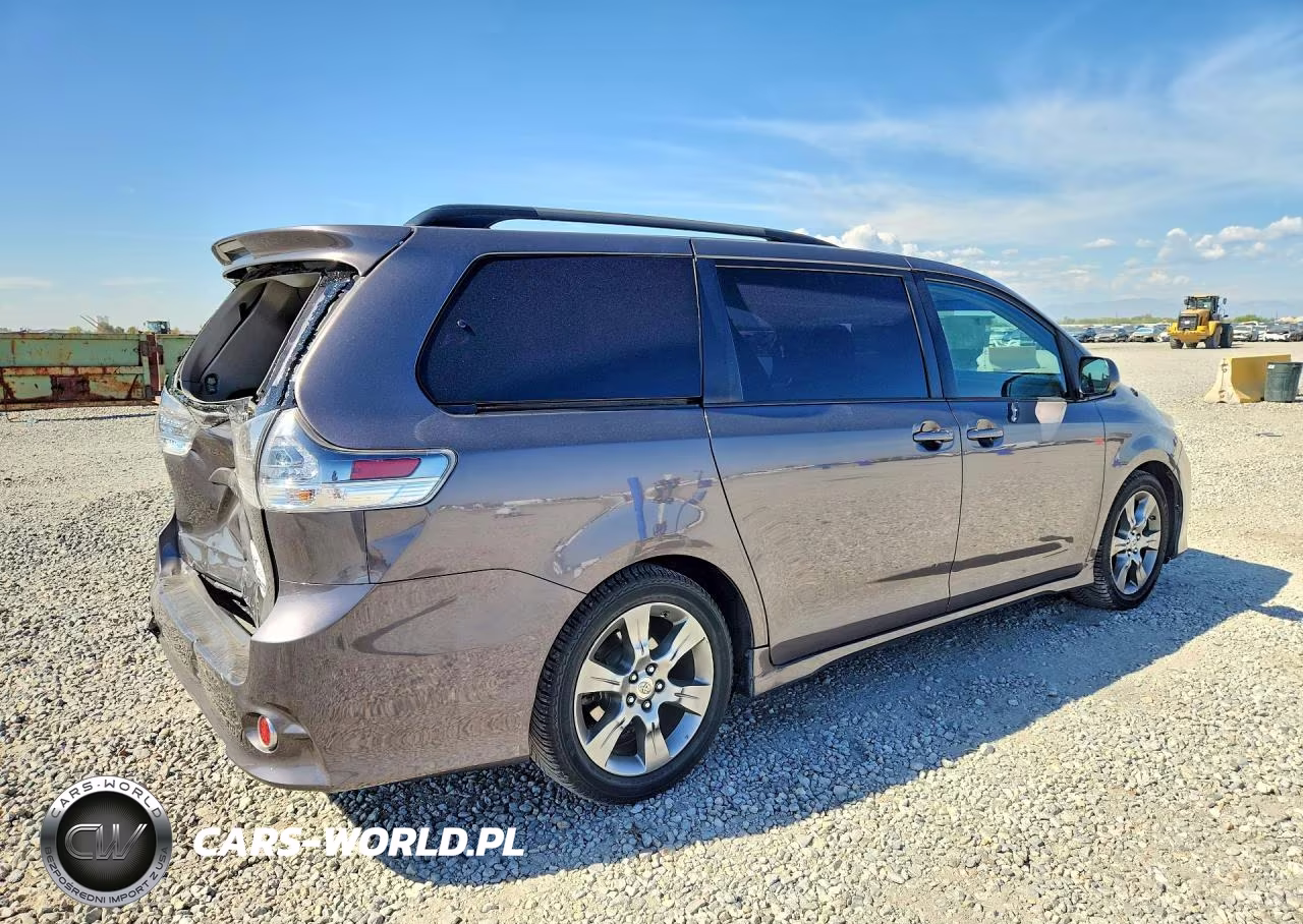 2012 Toyota Sienna Sport VIN:5TDXK3DC8CS236072 - 3