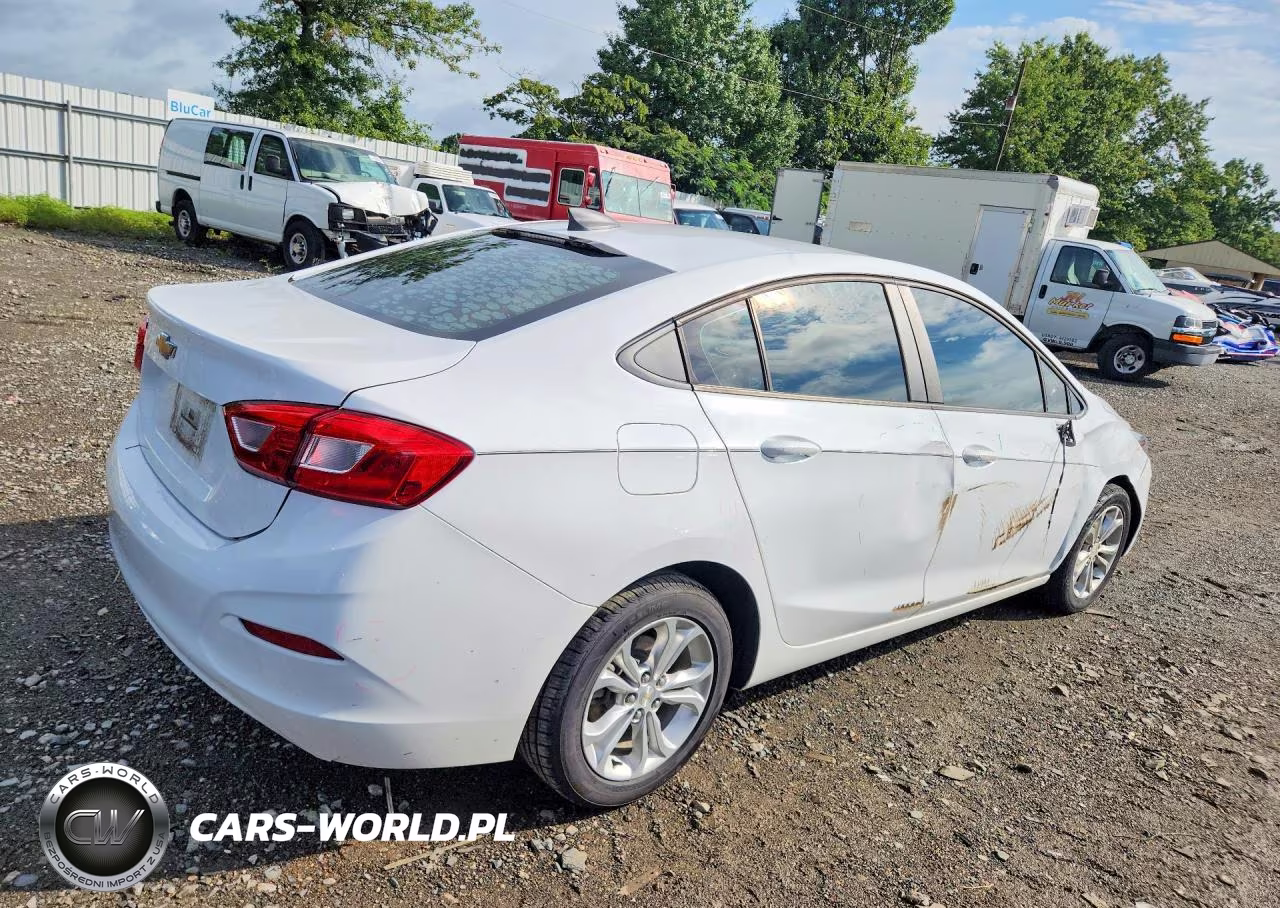 2019 Chevrolet Cruze Ls VIN:1G1BC5SM5K7131151 - 3