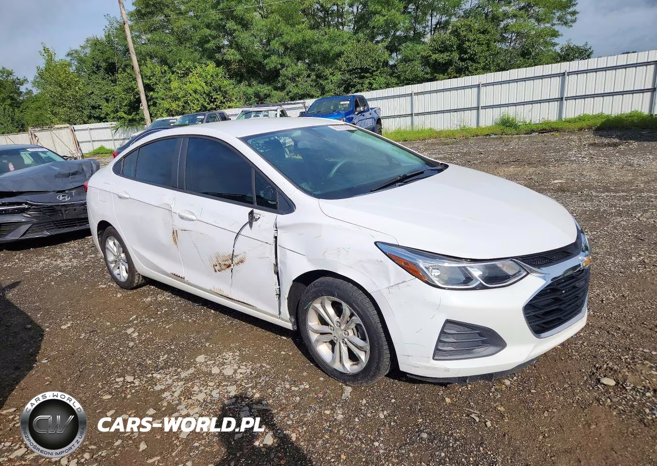2019 Chevrolet Cruze Ls VIN:1G1BC5SM5K7131151 - 4
