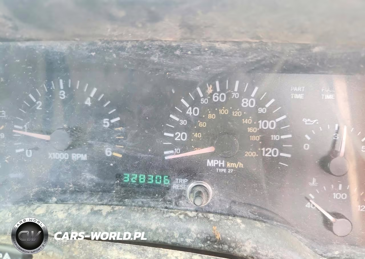 2000 Jeep Cherokee VIN:1J4FJB8S6YL261744 - 9
