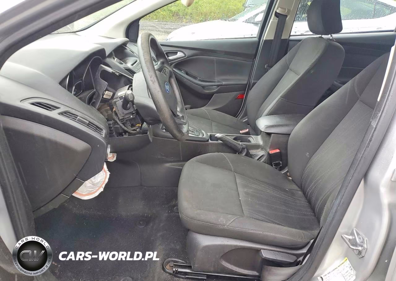 2016 Ford Focus Se VIN:1FADP3F27GL290288 - 7