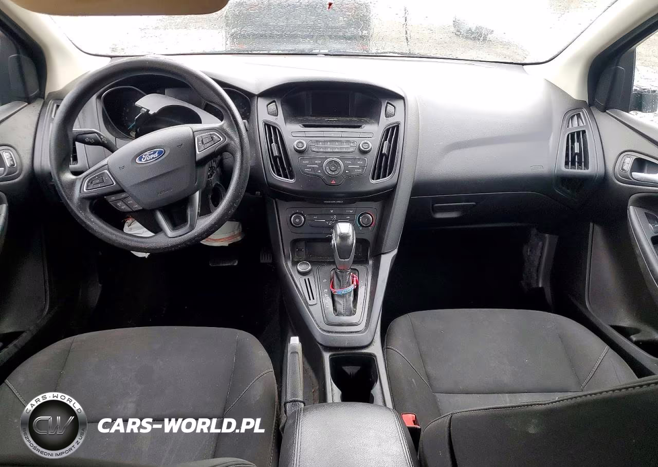 2016 Ford Focus Se VIN:1FADP3F27GL290288 - 8