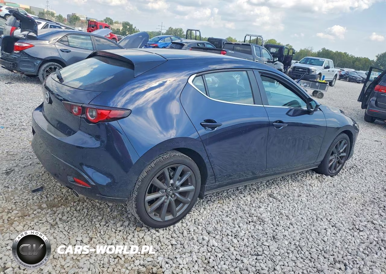 2026 Mazda 3 Preferred VIN:JM1BPALL5T1861673 - 3