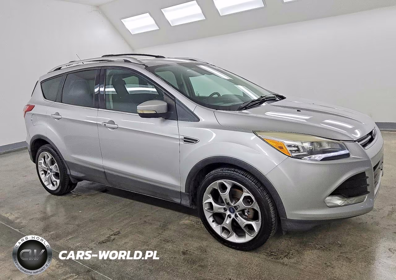 2013 Ford Escape Titanium VIN:1FMCU0J90DUA40457 - 4