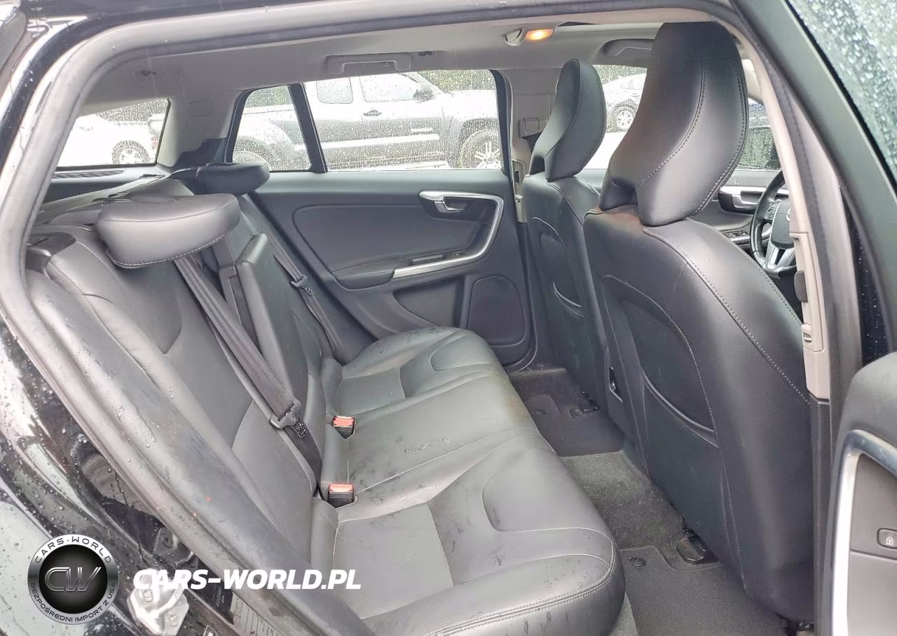 2016 Volvo V60 T5 Premier VIN:YV140MEK5G1289166 - 10