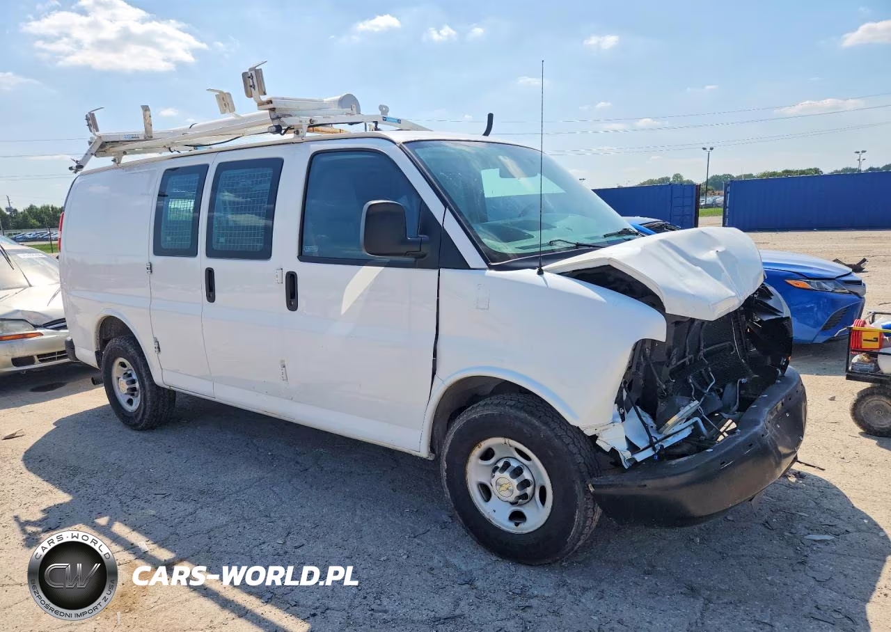 2013 Chevrolet Express G2500 VIN:1GCWGFCA8D1903753 - 4