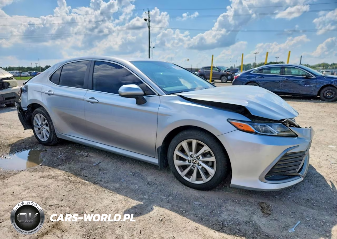 2022 Toyota Camry Le VIN:4T1C11AK2NU647222 - 4