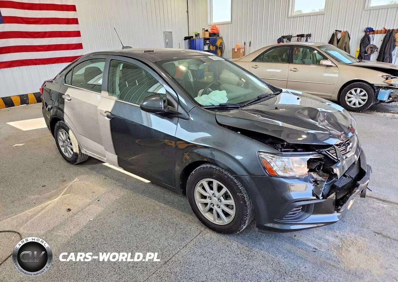 2020 Chevrolet Sonic Lt VIN:1G1JD5SBXL4143158 - 4