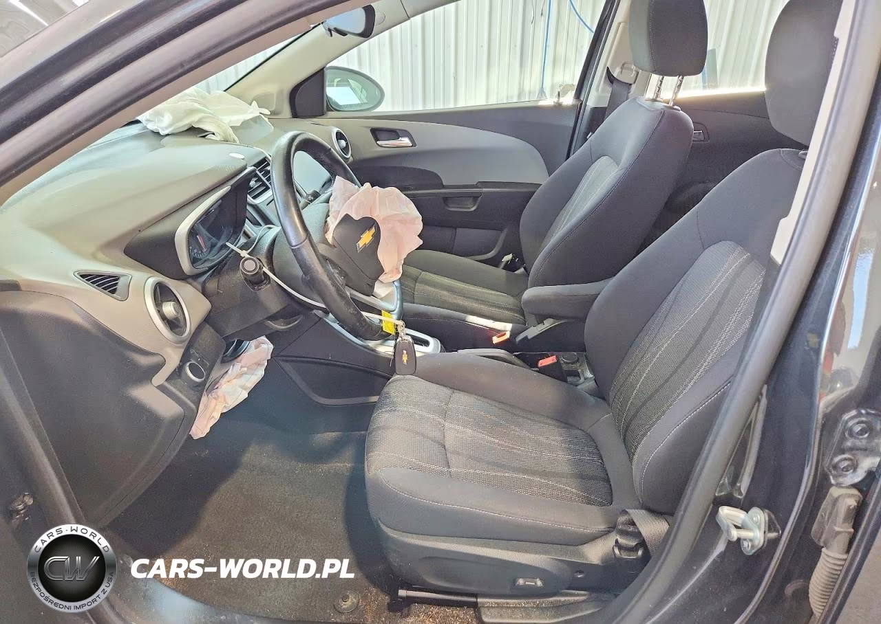 2020 Chevrolet Sonic Lt VIN:1G1JD5SBXL4143158 - 7