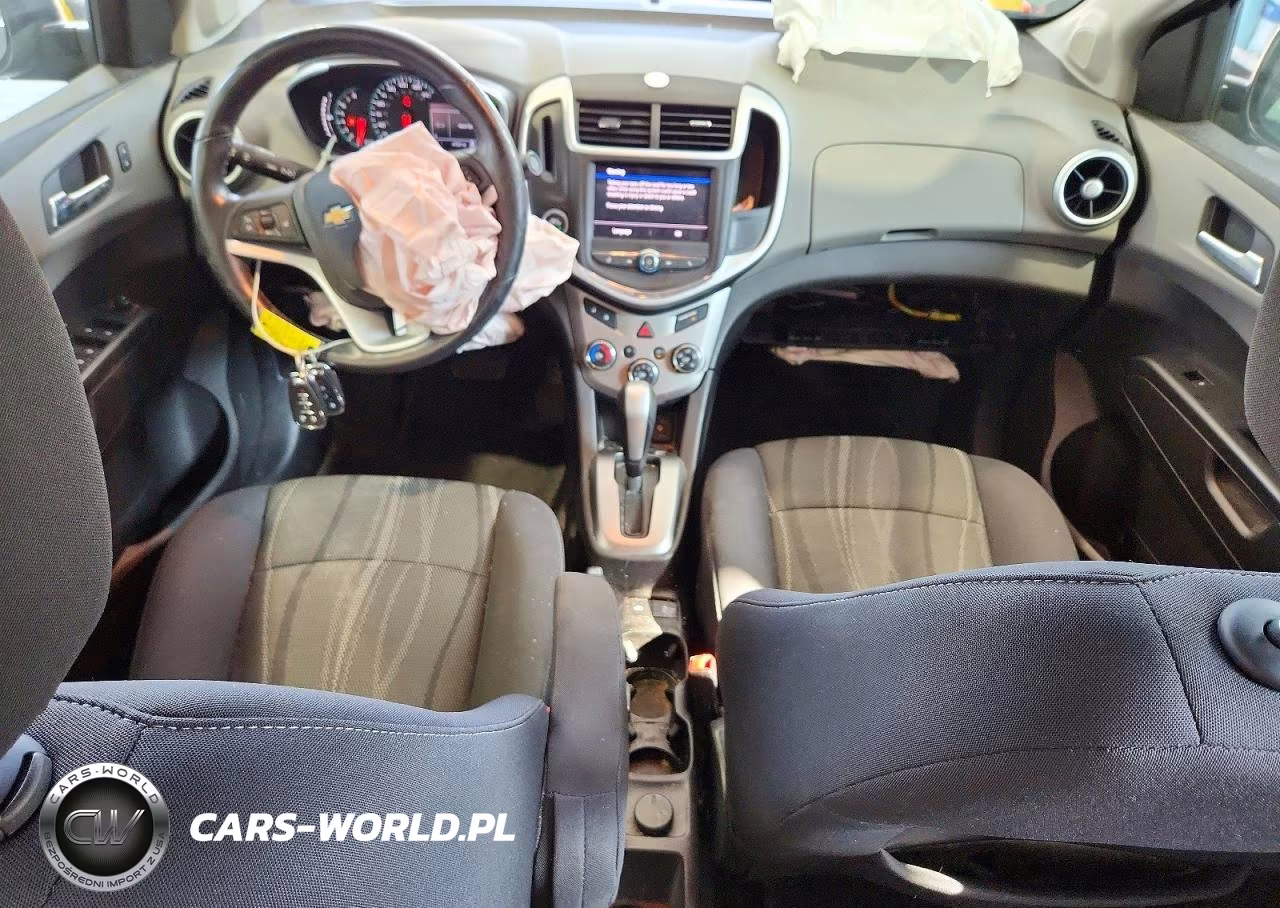 2020 Chevrolet Sonic Lt VIN:1G1JD5SBXL4143158 - 8
