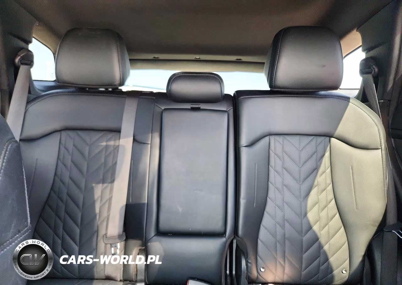 2025 Kia Sportage X Line VIN:5XYK6CDF1SG252988 - 10