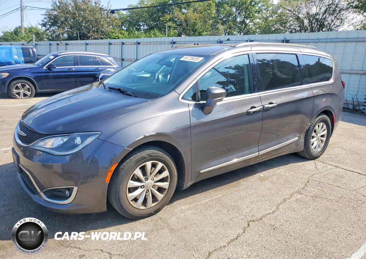 2017 Chrysler Pacifica Touring L