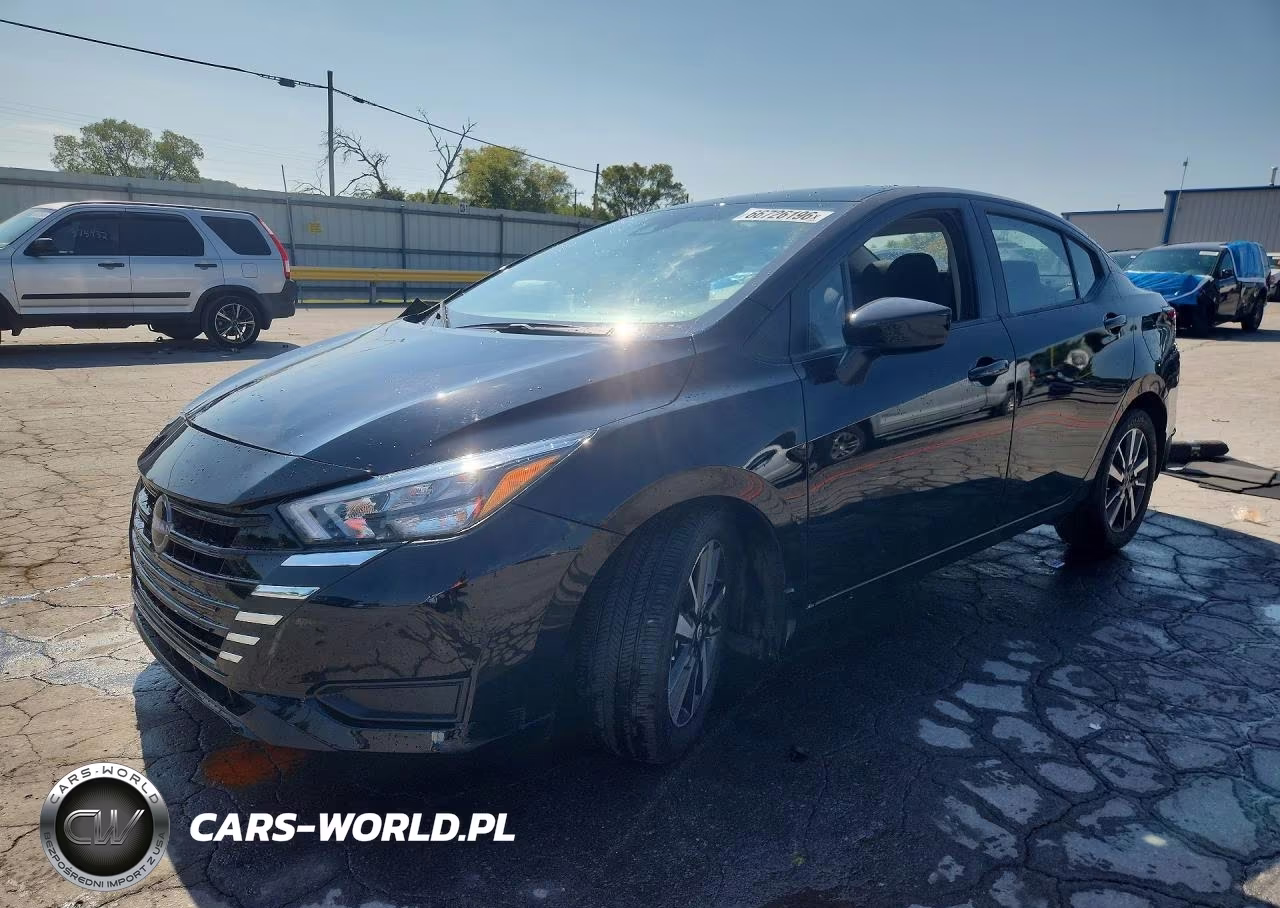 2025 Nissan Versa Sv