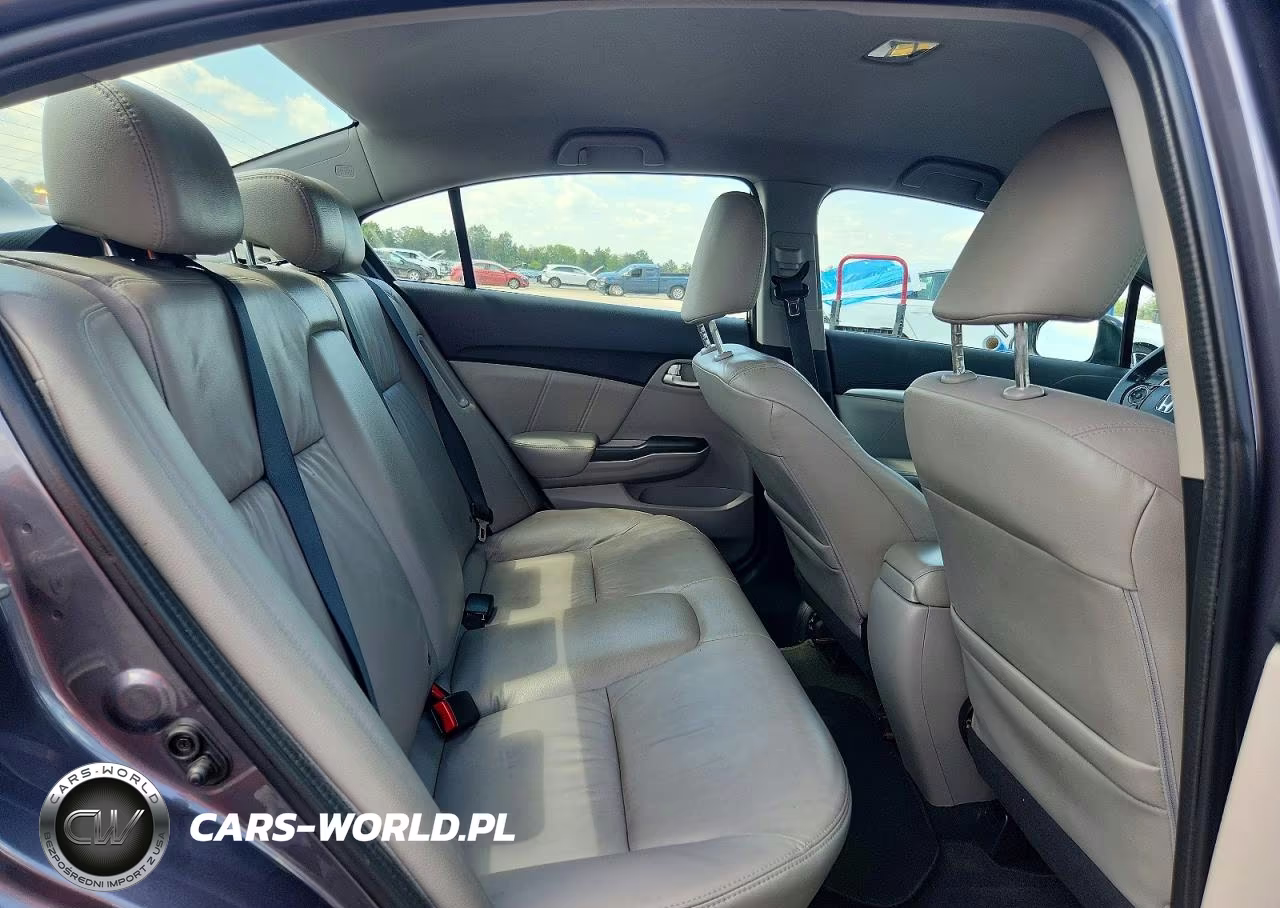 2015 Honda Civic Hybrid L VIN:19XFB4F32FE200262 - 10