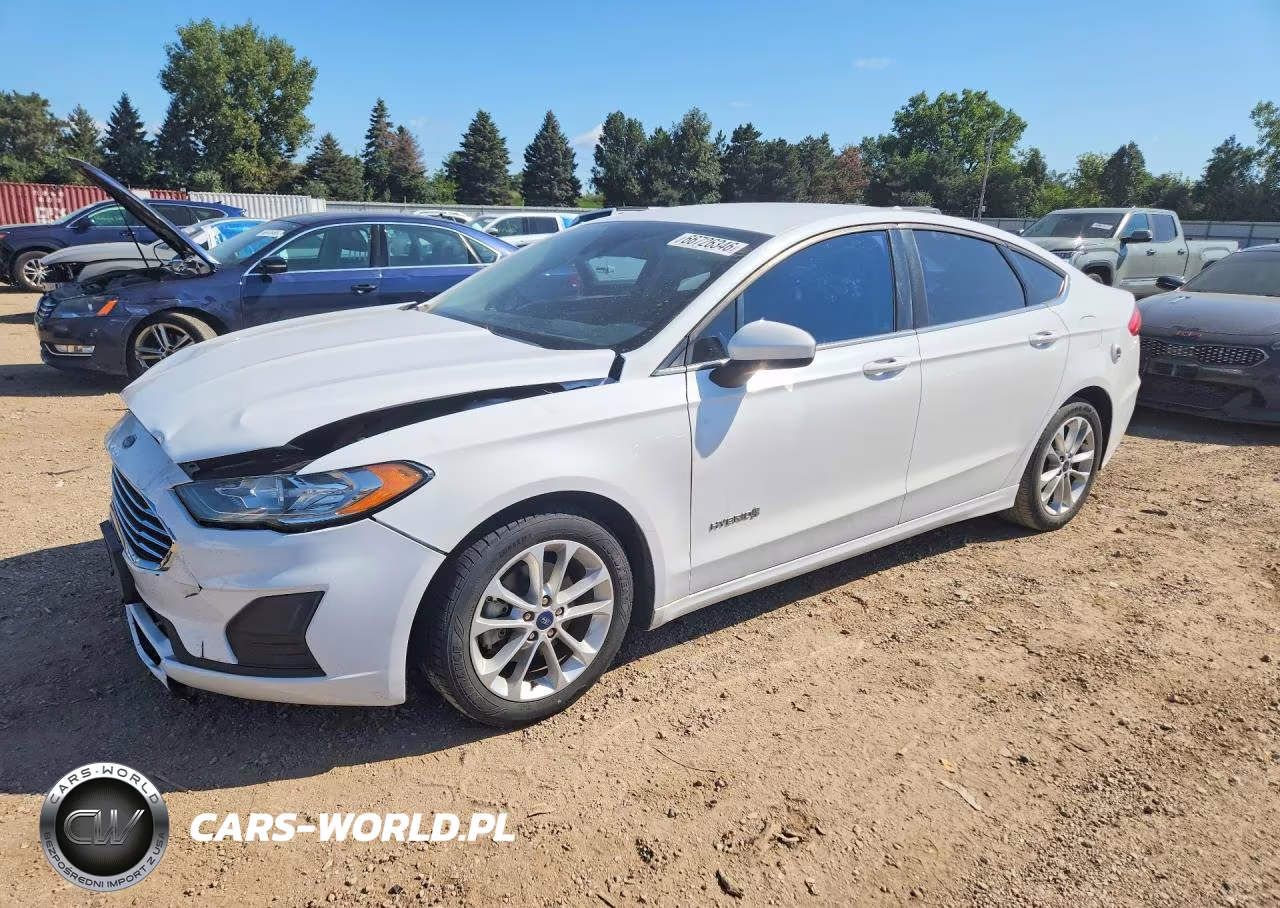 2019 Ford Fusion Se – zdjęcie 1 z 12