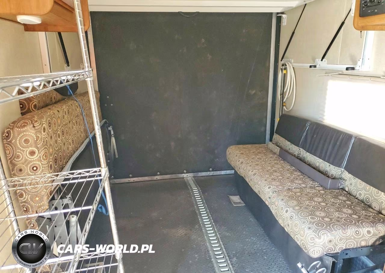 2016 Gulf Stream Track & Trail Camper VIN:1NL1GTL29G1122031 - 6
