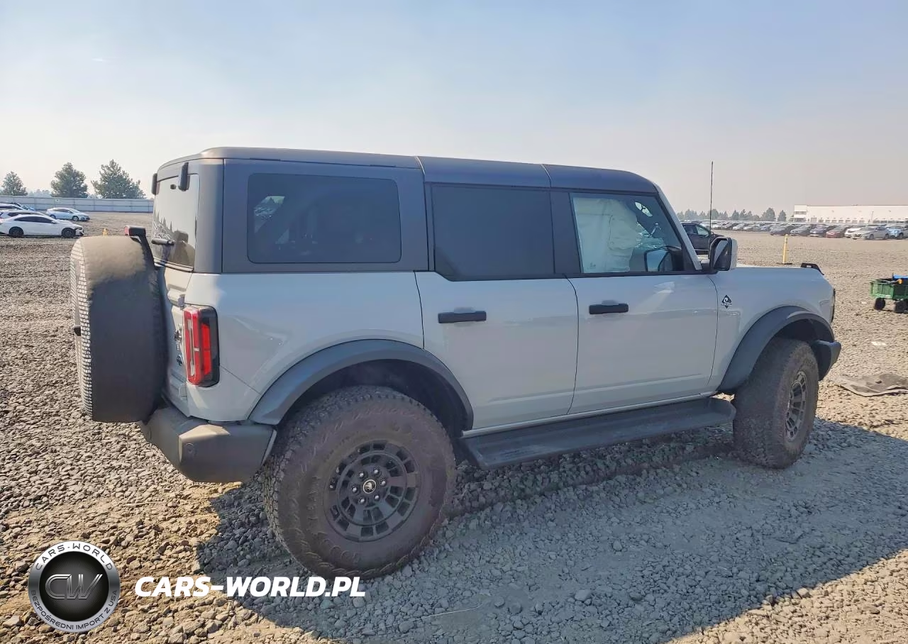 2026 Ford Bronco Outer Banks VIN:1FMEE8BH3TLA64038 - 3