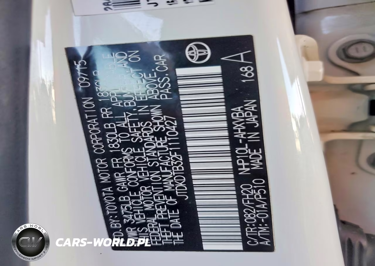 2015 Toyota Prius C One VIN:JTDKDTB32F1110427 - 12