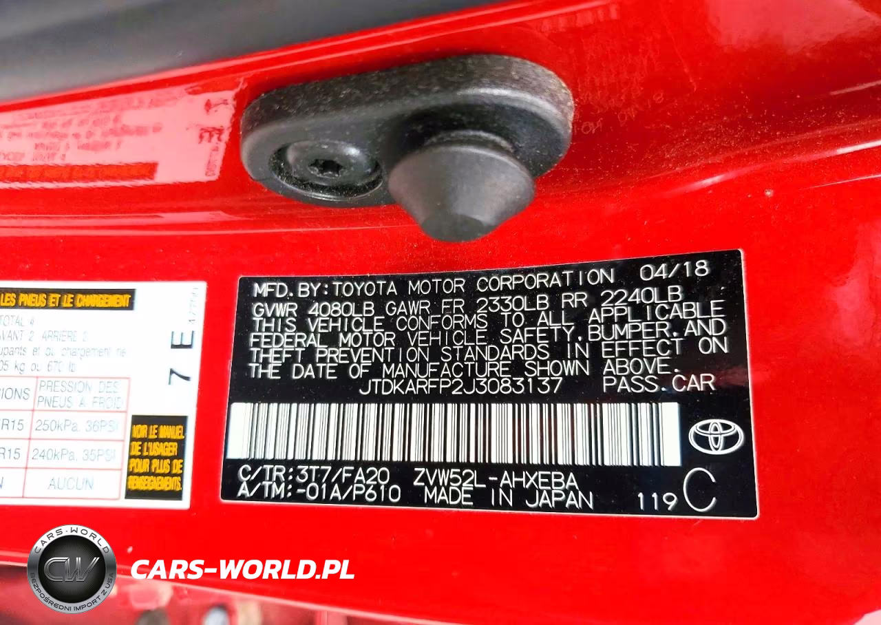 2018 Toyota Prius Prime Plus VIN:JTDKARFP2J3083137 - 13