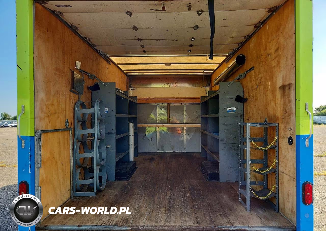 2018 Ford E350 Box Truck VIN:1FDWE3F66JDC41172 - 10