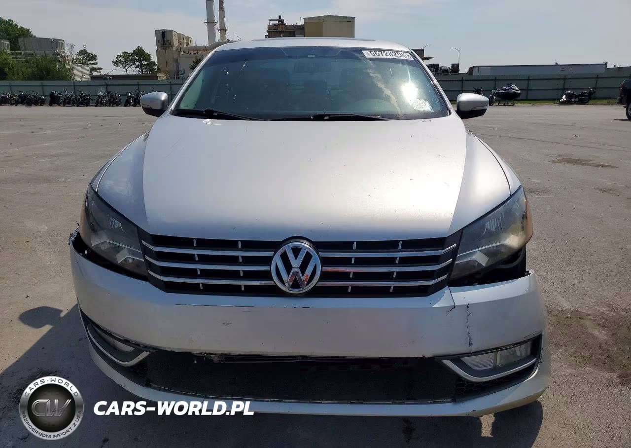 2015 Volkswagen Passat Se VIN:1VWBV7A3XFC117679 - 5