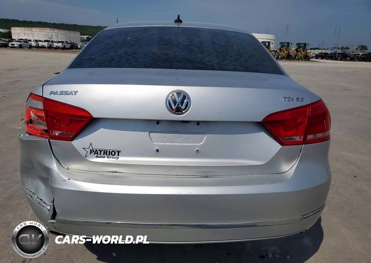 2015 Volkswagen Passat Se VIN:1VWBV7A3XFC117679 - 6