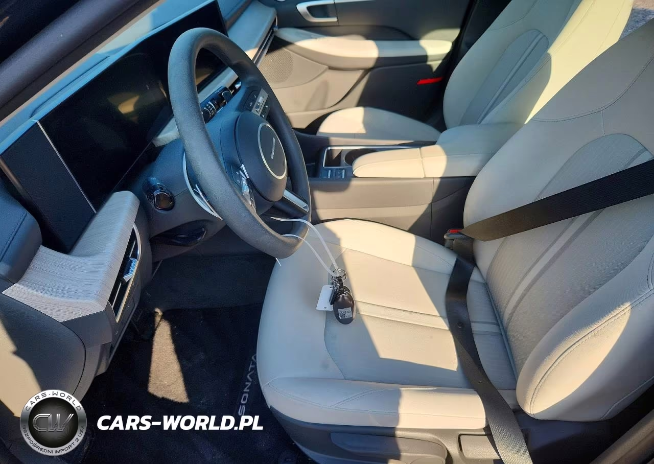 2026 Hyundai Sonata Hybrid Blue VIN:KMHL24JJ3TA156131 - 7