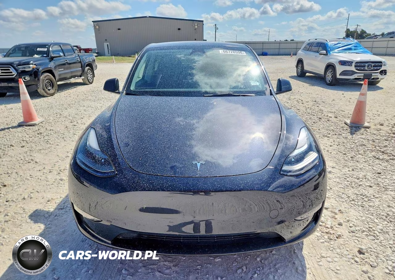 2024 Tesla Model Y VIN:7SAYGDED4RF018505 - 5