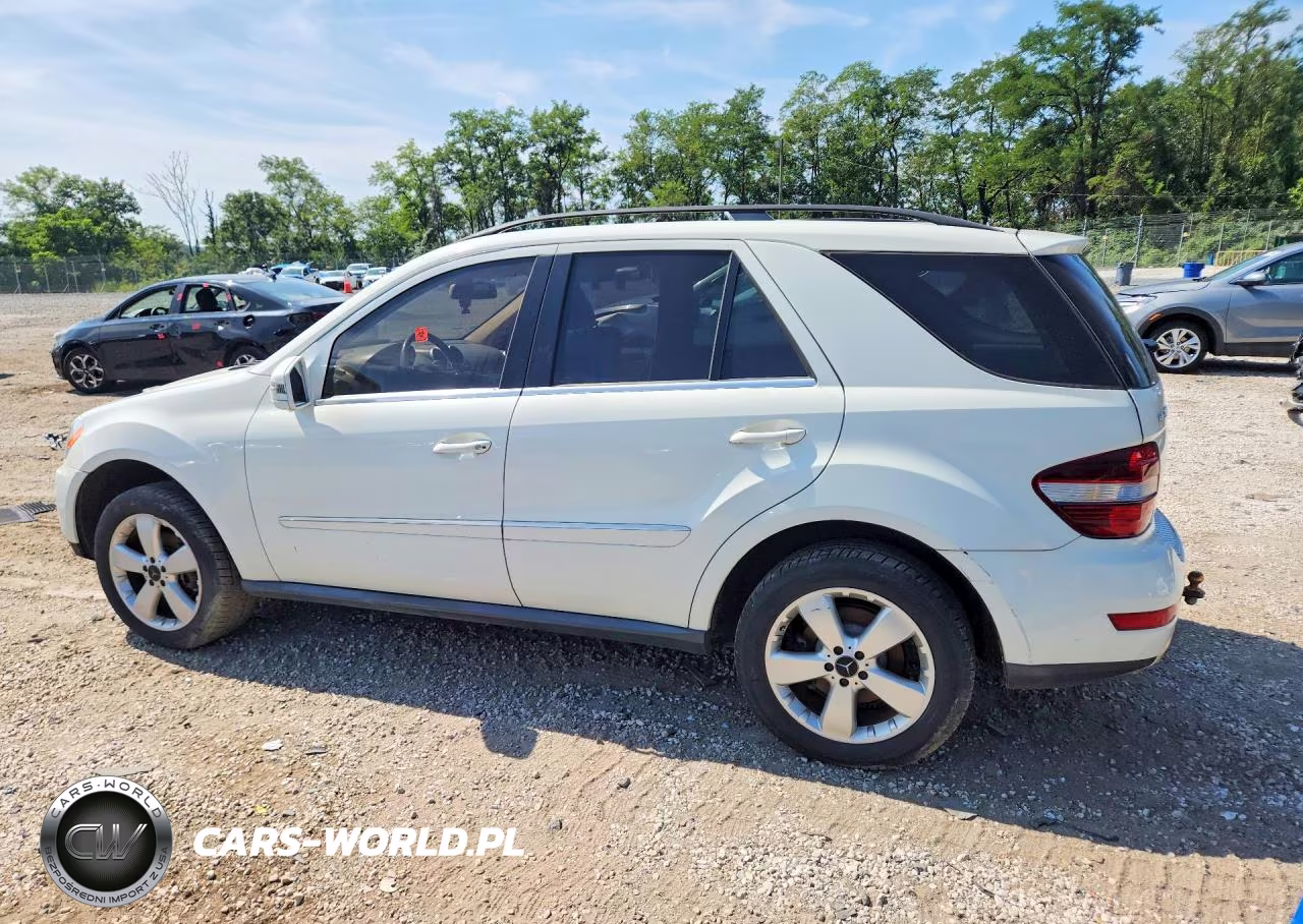 2011 Mercedes-Benz Ml 350 4Matic VIN:4JGBB8GB1BA702412 - 2