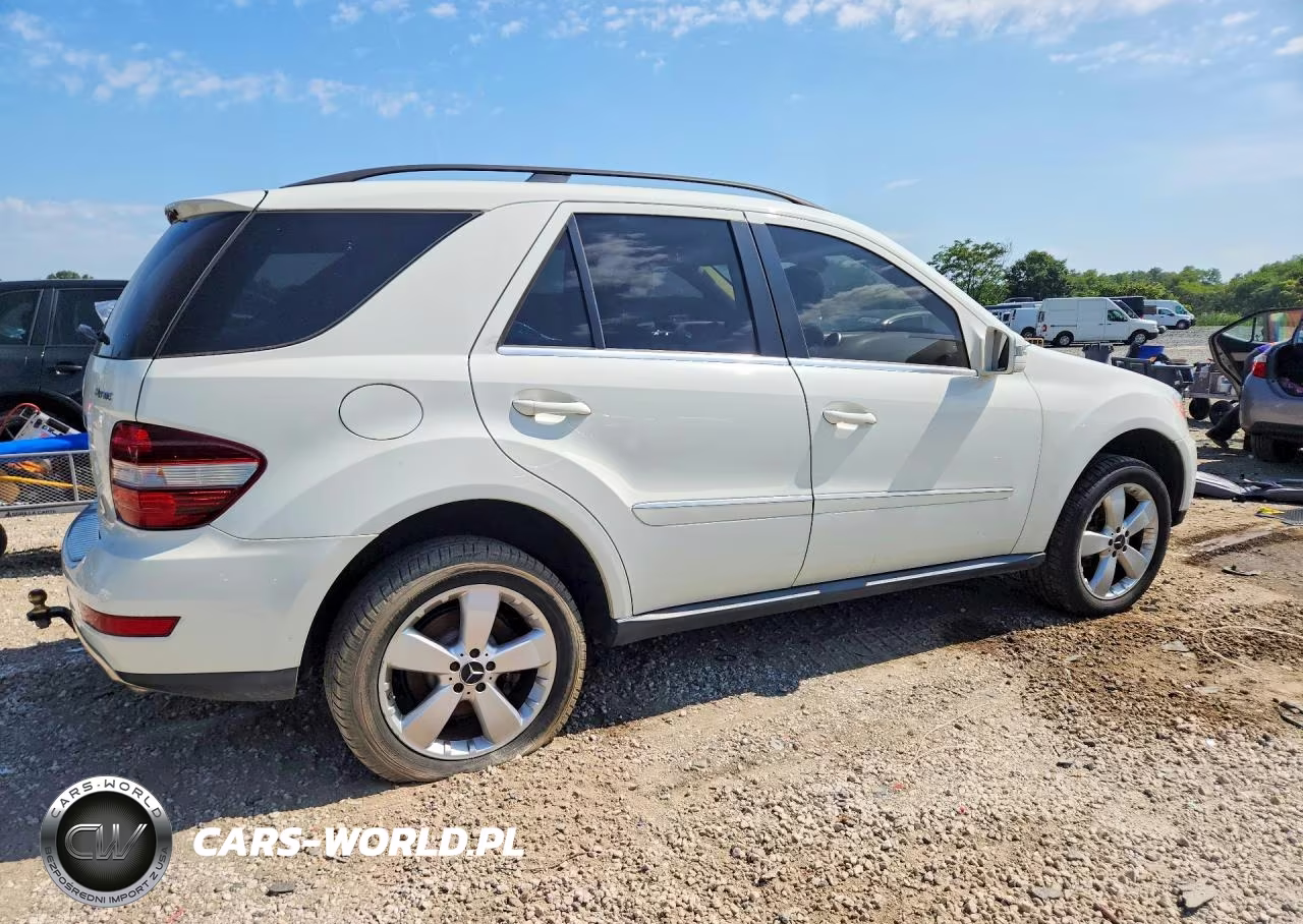 2011 Mercedes-Benz Ml 350 4Matic VIN:4JGBB8GB1BA702412 - 3