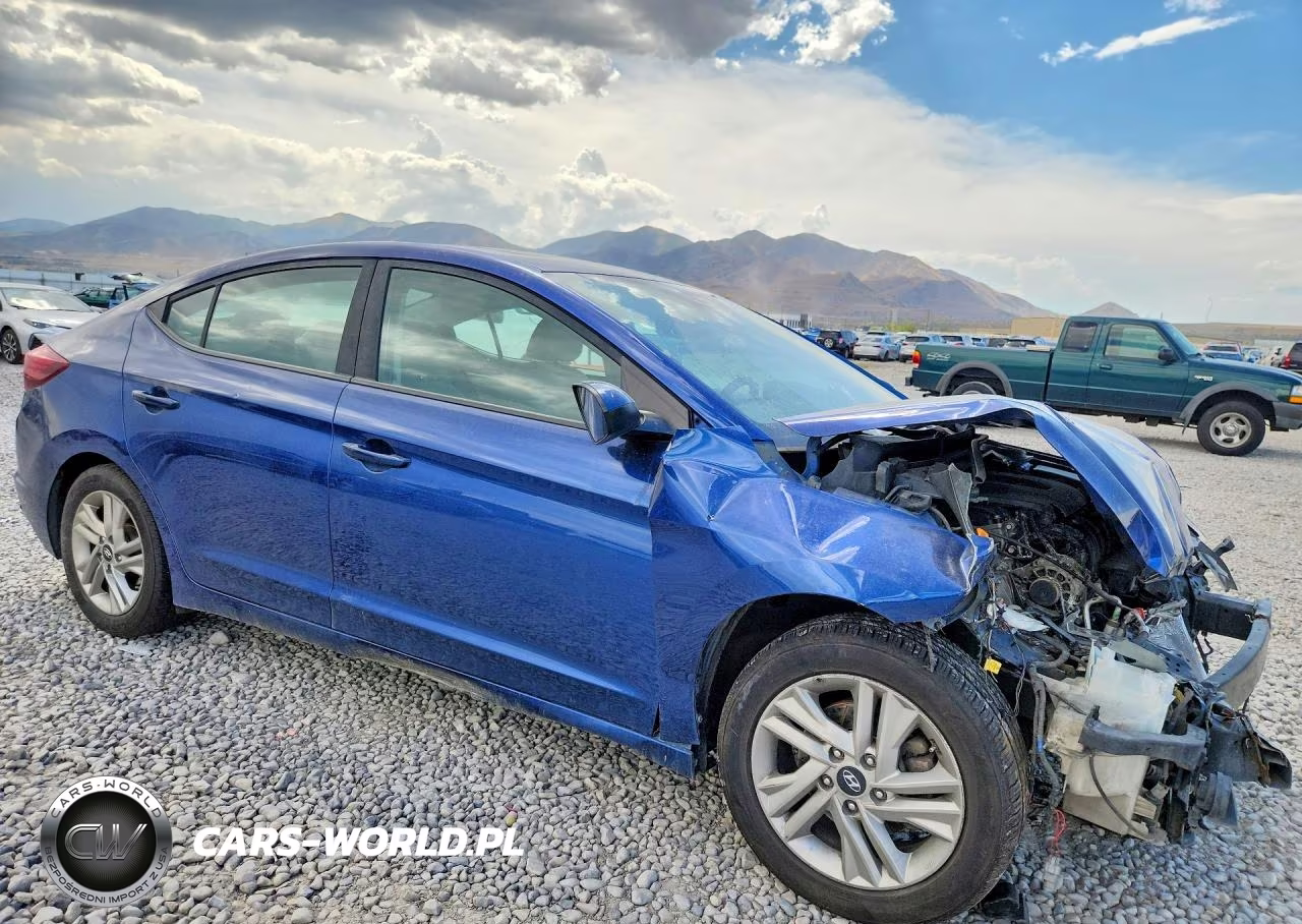 2020 Hyundai Elantra VIN:5NPD84LF8LH554606 - 4
