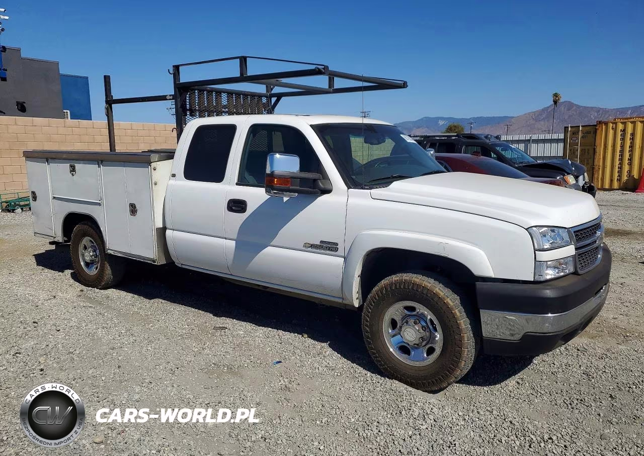 2007 Chevrolet Silverado C2500 Heavy Duty VIN:1GBHC29D17E149496 - 4