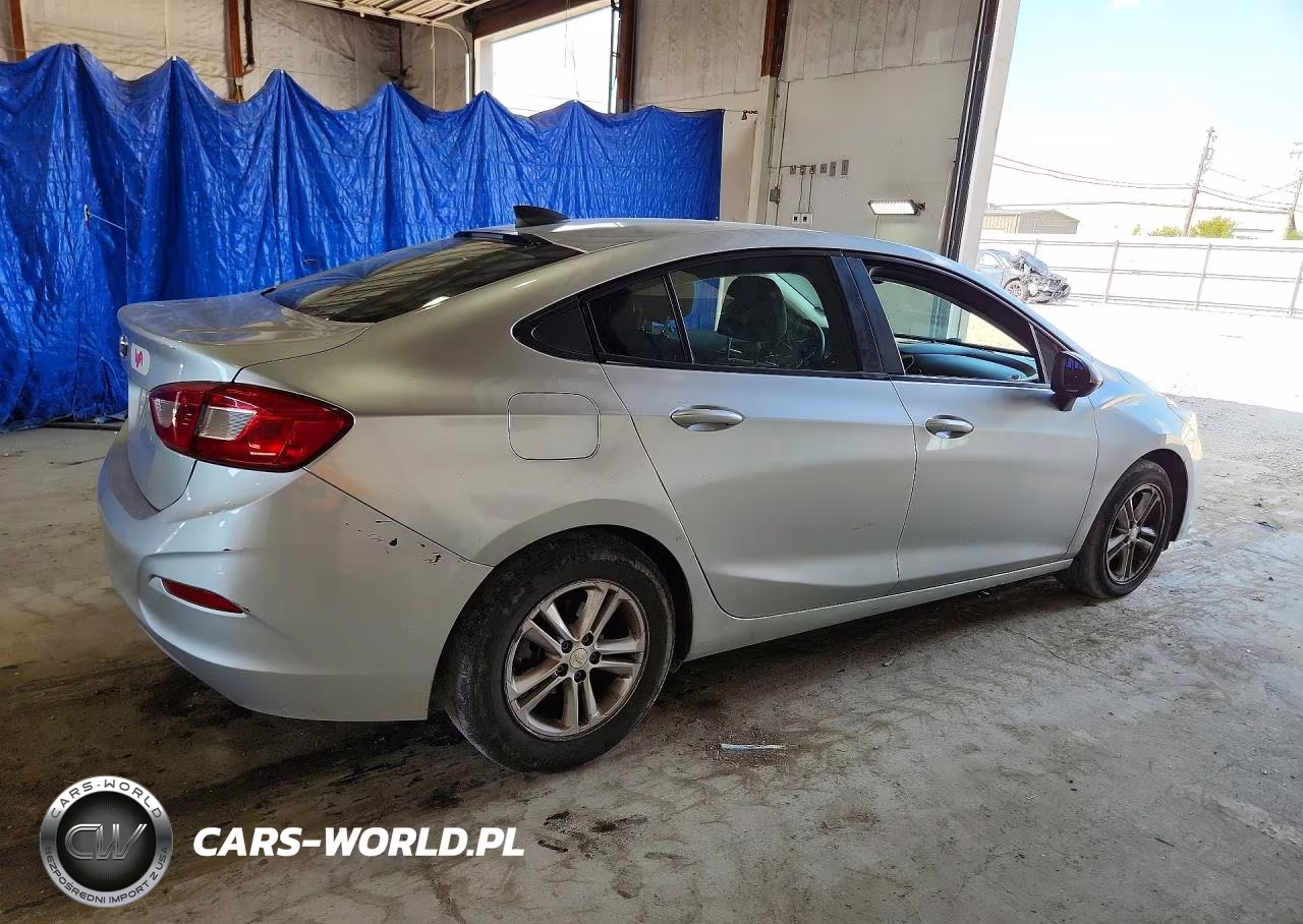 2018 Chevrolet Cruze Ls VIN:1G1BC5SM6J7101834 - 3