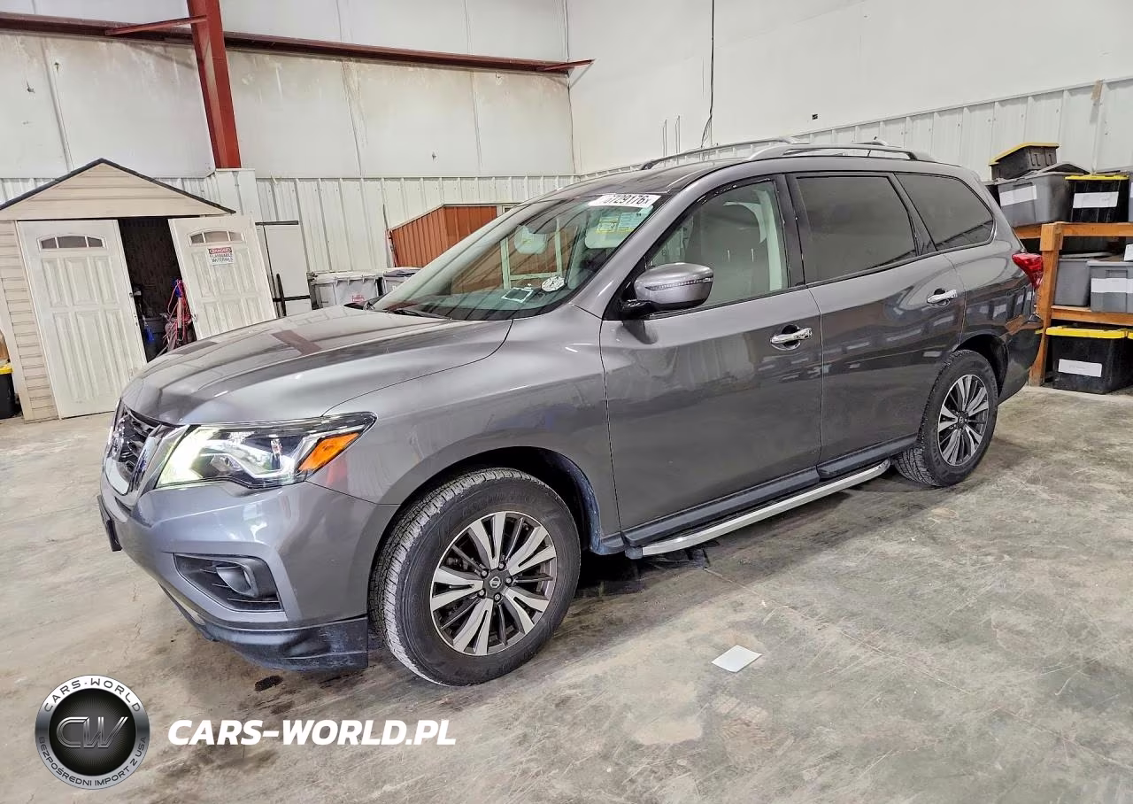 2018 Nissan Pathfinder Sv