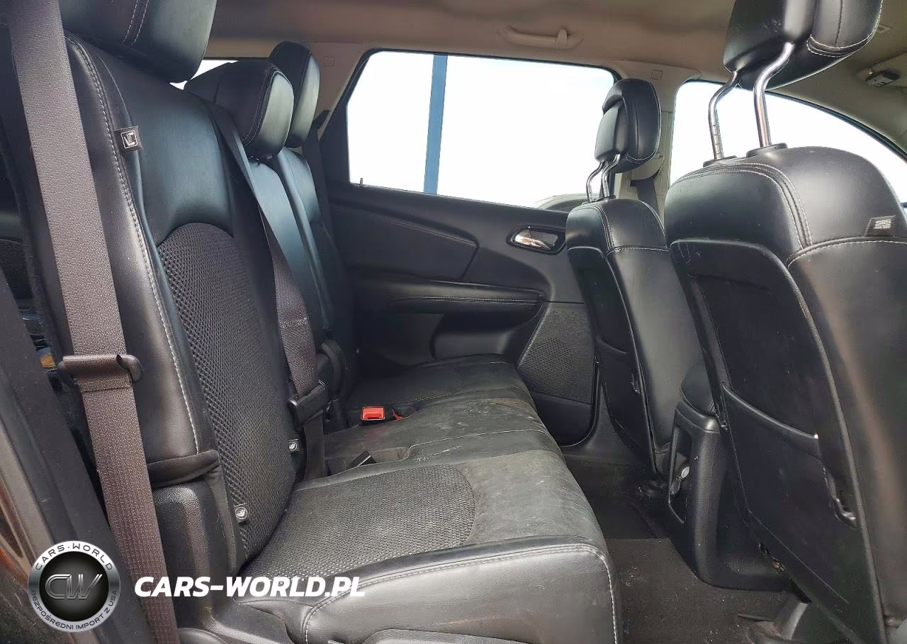2019 Dodge Journey Crossroad VIN:3C4PDCGG4KT717949 - 11