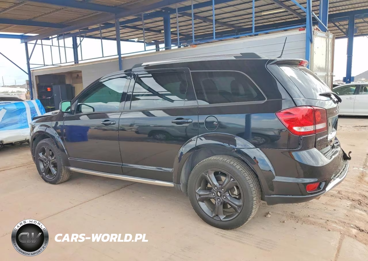 2019 Dodge Journey Crossroad VIN:3C4PDCGG4KT717949 - 2