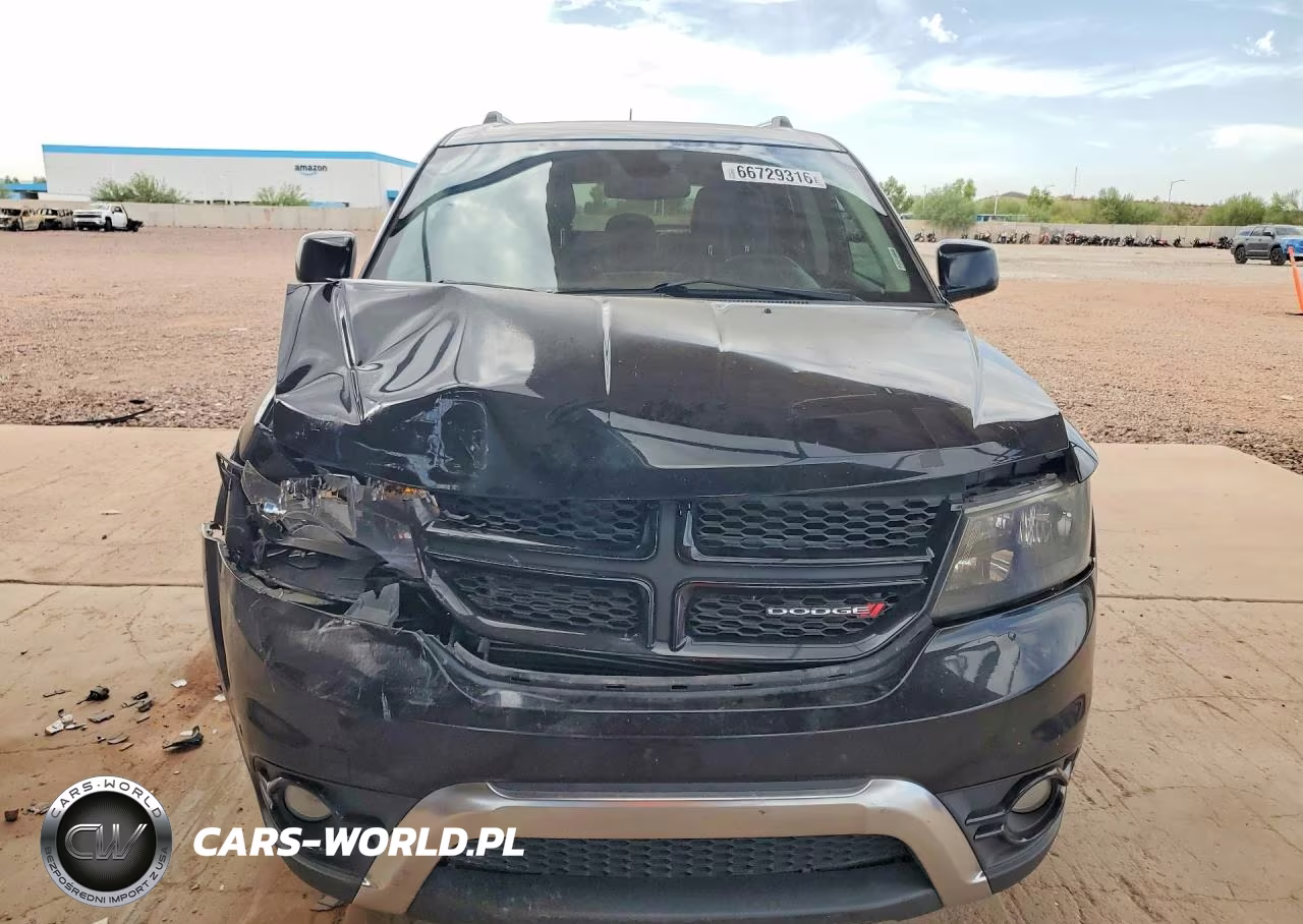 2019 Dodge Journey Crossroad VIN:3C4PDCGG4KT717949 - 5