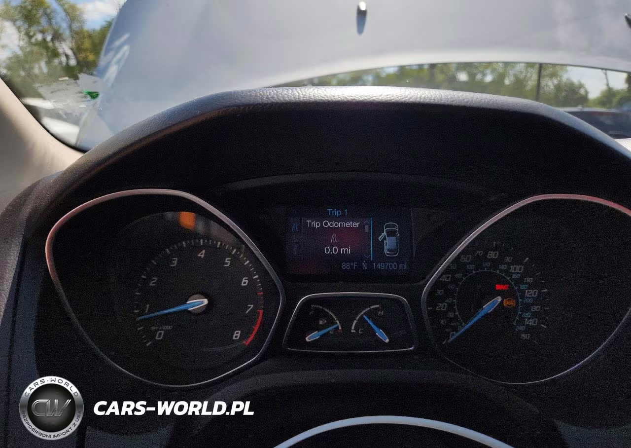 2012 Ford Focus Se VIN:1FAHP3K22CL427655 - 9