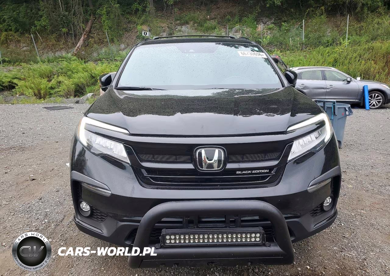 2022 Honda Pilot Black VIN:5FNYF6H78NB072854 - 5