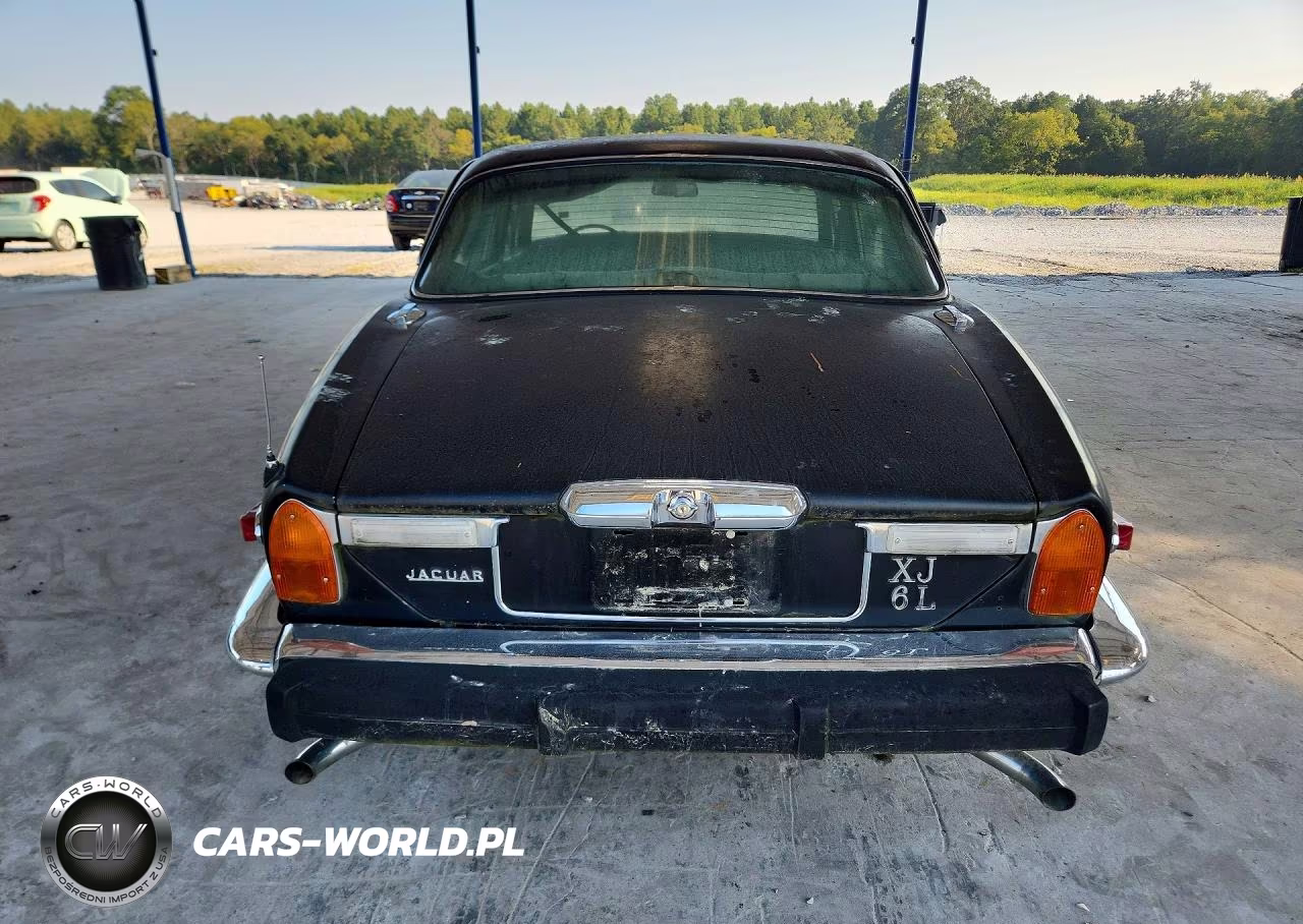 1975 Jaguar Xj6 VIN:UF2T55103BW - 6