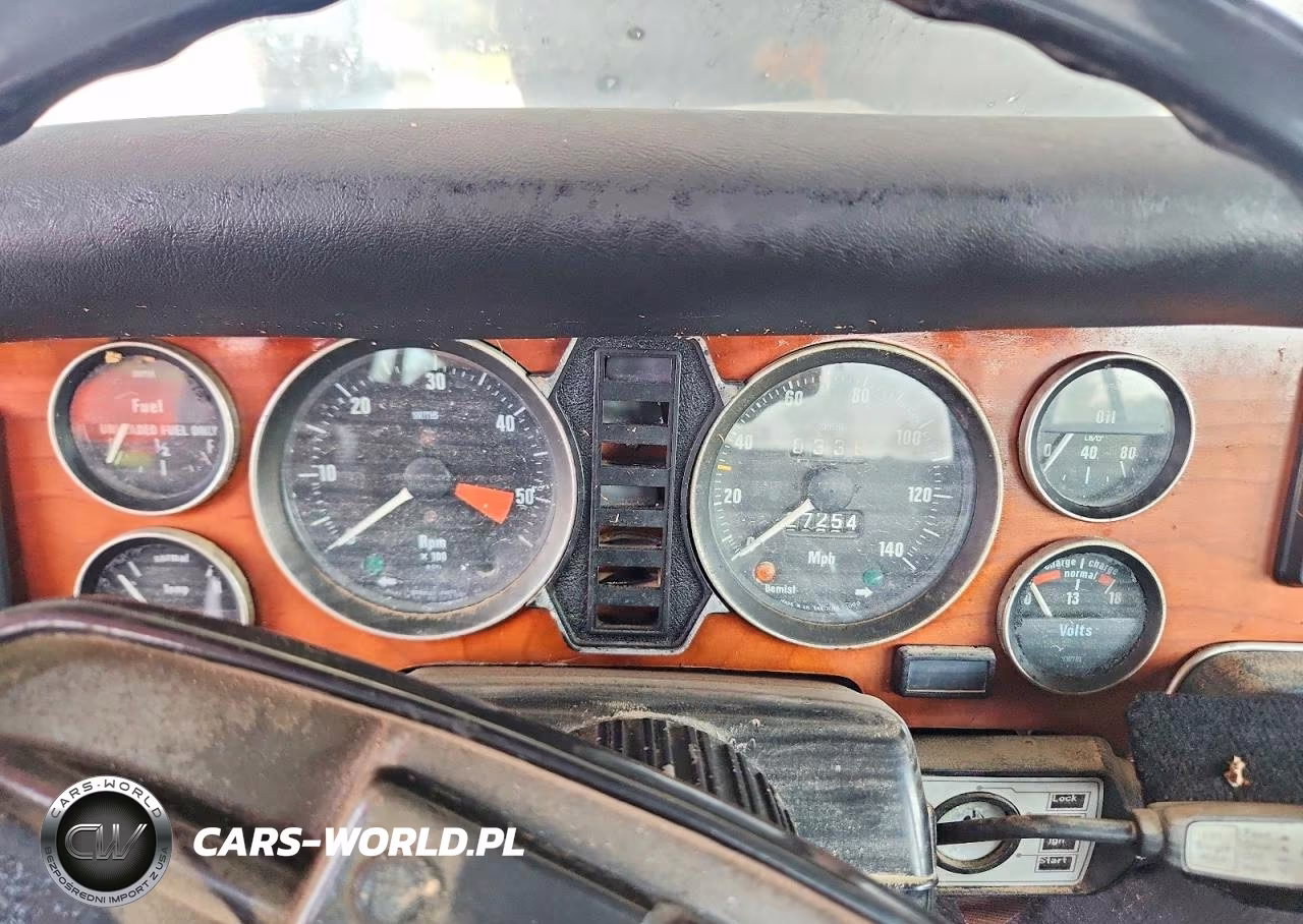 1975 Jaguar Xj6 VIN:UF2T55103BW - 9