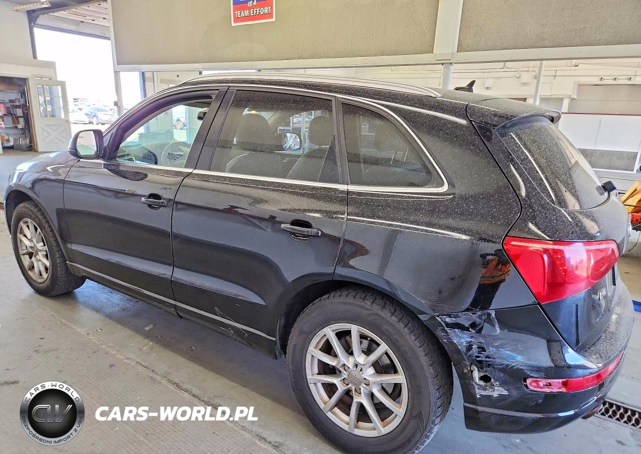 2010 Audi Q5 Premium VIN:WA1CKAFP9AA071446 - 2