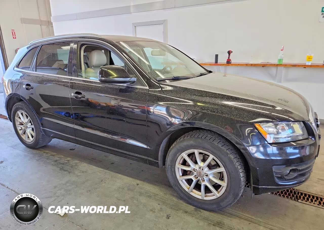 2010 Audi Q5 Premium VIN:WA1CKAFP9AA071446 - 4