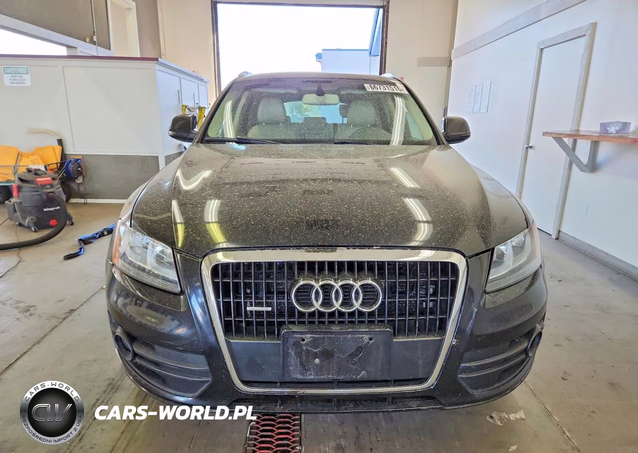 2010 Audi Q5 Premium VIN:WA1CKAFP9AA071446 - 5